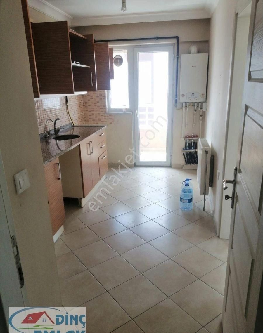 Çorlu Merkezde Satılık 2+1 Deprem Projeli Masrafsız Temiz Daire