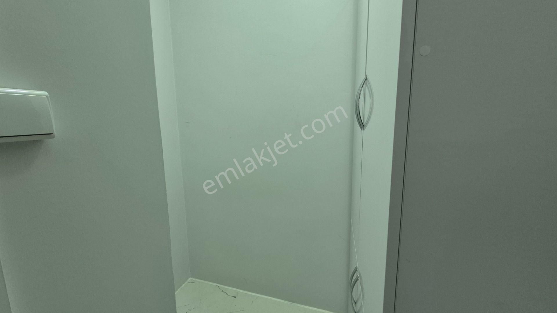 Üsküdar Ferah Mah Yeni 2 Ayrı Daire 4+2 Dubleks Enta Emlak
