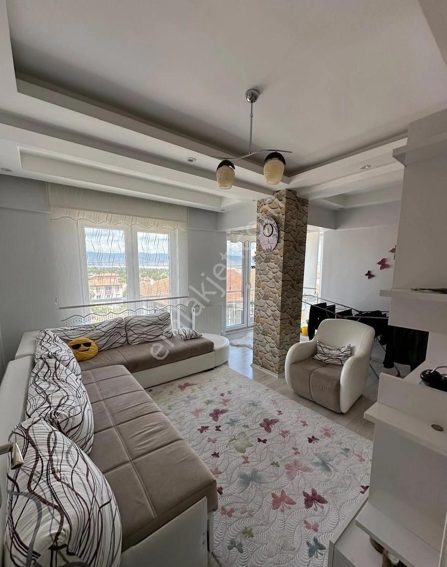 Burdur Merkez Aydınlıkevler De Satılık Ara Kat 3/1 Daire