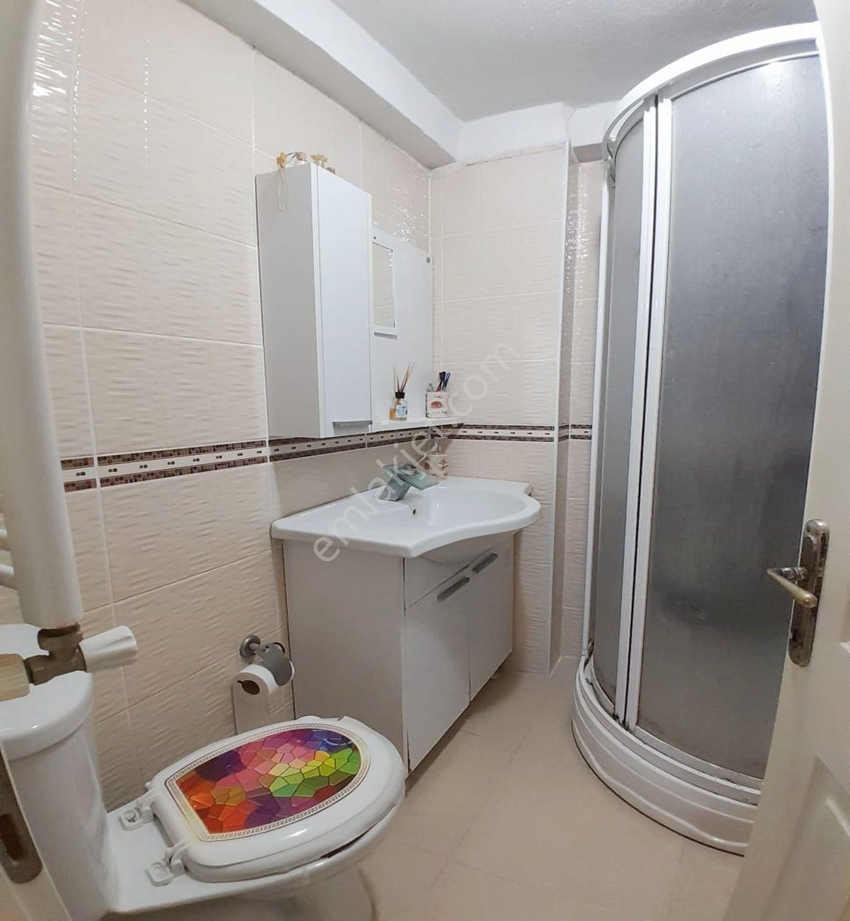 Avcılar Cihangirde 2+1 10 Yıllık Satılık Uygun Fiyatlı Daire
