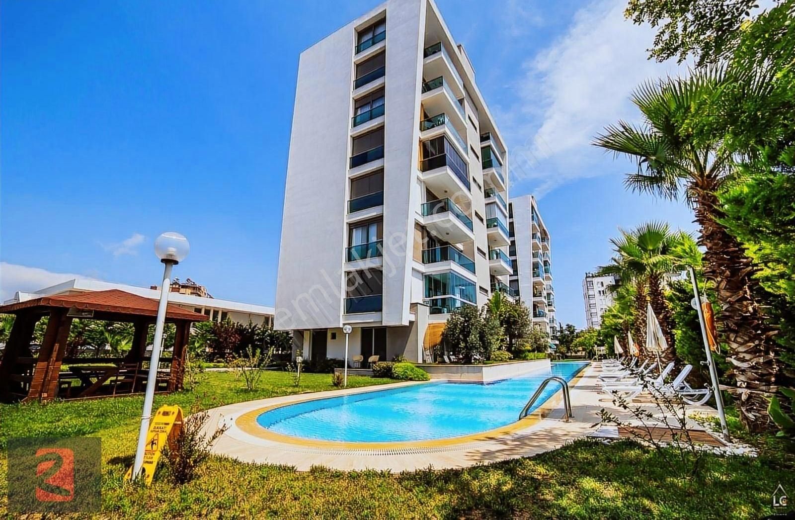 Deniz Manzaralı Havuzlu Güvenlikli Sitede Kiralık 3+1