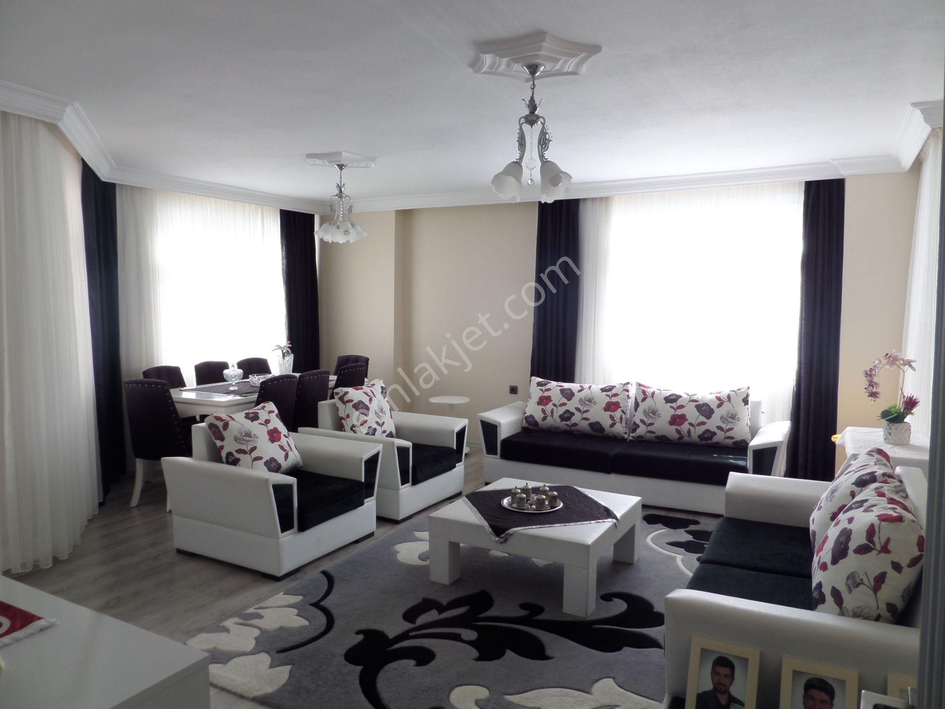 Adana Koop'ta,1.kat,3+1,doğalgazlı,cephesi Açık Satılık Daire