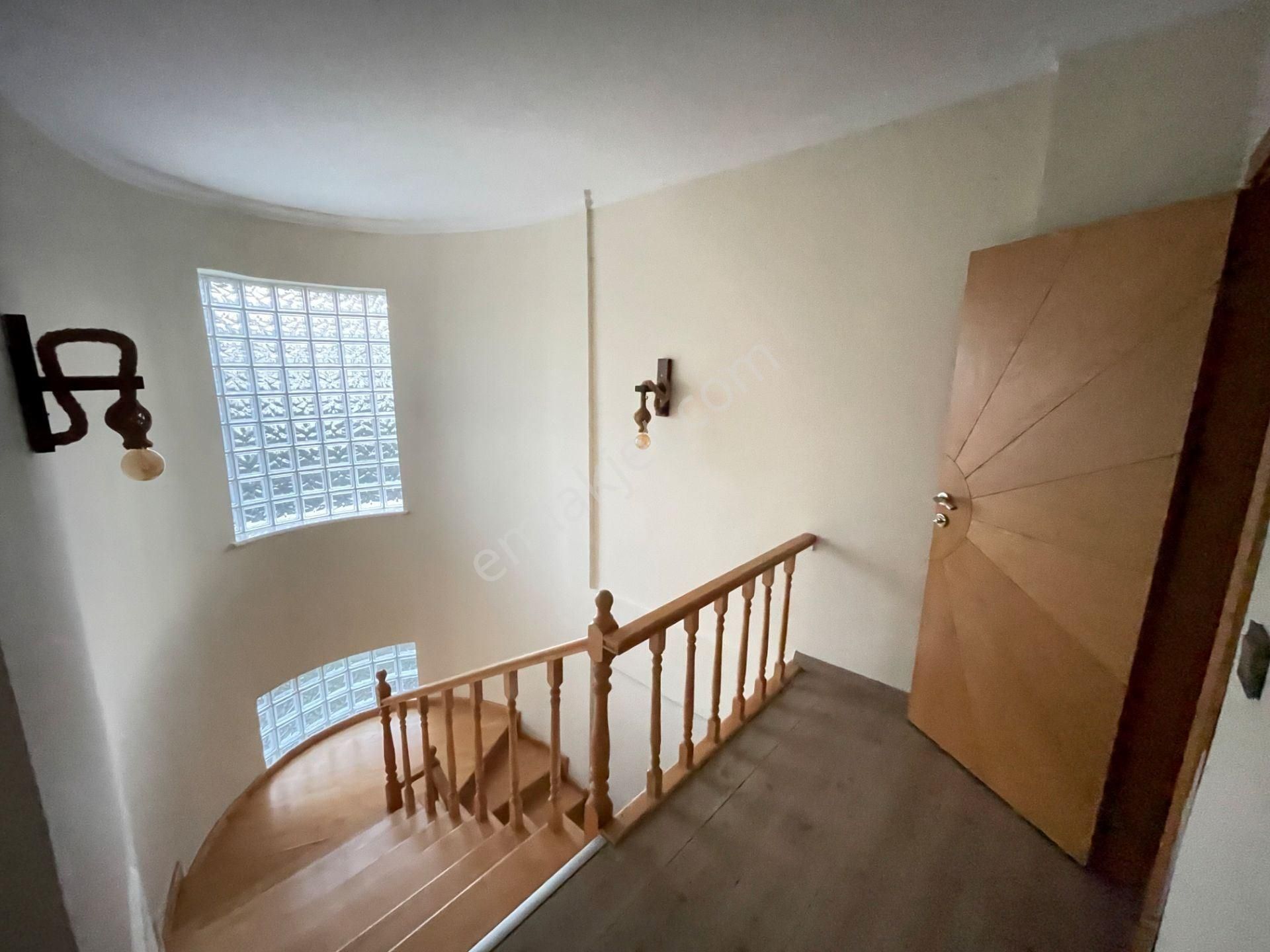 Tuzla Alize Sitesinde 5+2 Yüzme Havuzlu Özel Otoparklı Lüx Villa - Görsel 35