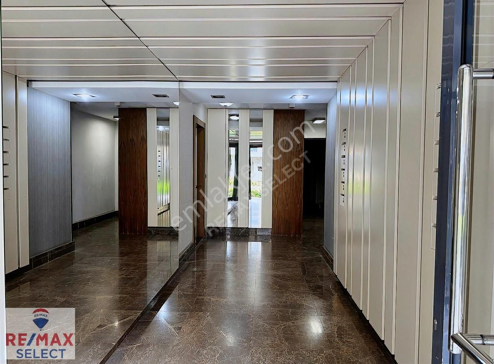 İncirli Konaklarında Satılık 2+1 Bahçe Katı Daire - Görsel 17