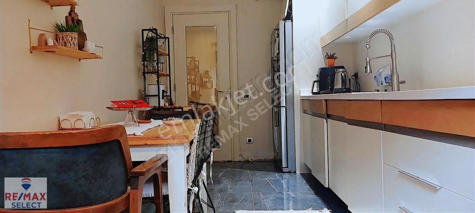 İncirli Konaklarında Satılık 2+1 Bahçe Katı Daire - Görsel 8