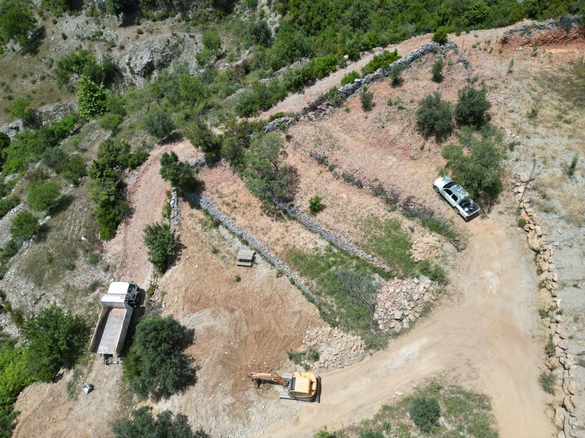 Yenice Köyünde Deniz Ve Vadi Manzaralı Hafriyatı Yapılmış 1800 M2 Tarla - Görsel 10