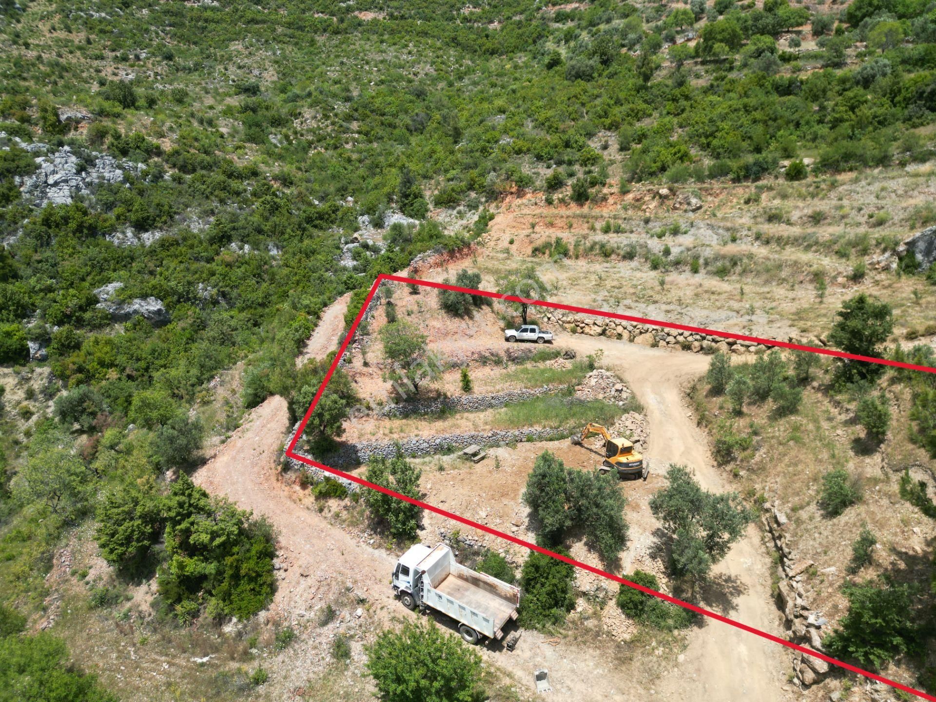Yenice Köyünde Deniz Ve Vadi Manzaralı Hafriyatı Yapılmış 1800 M2 Tarla - Görsel 14