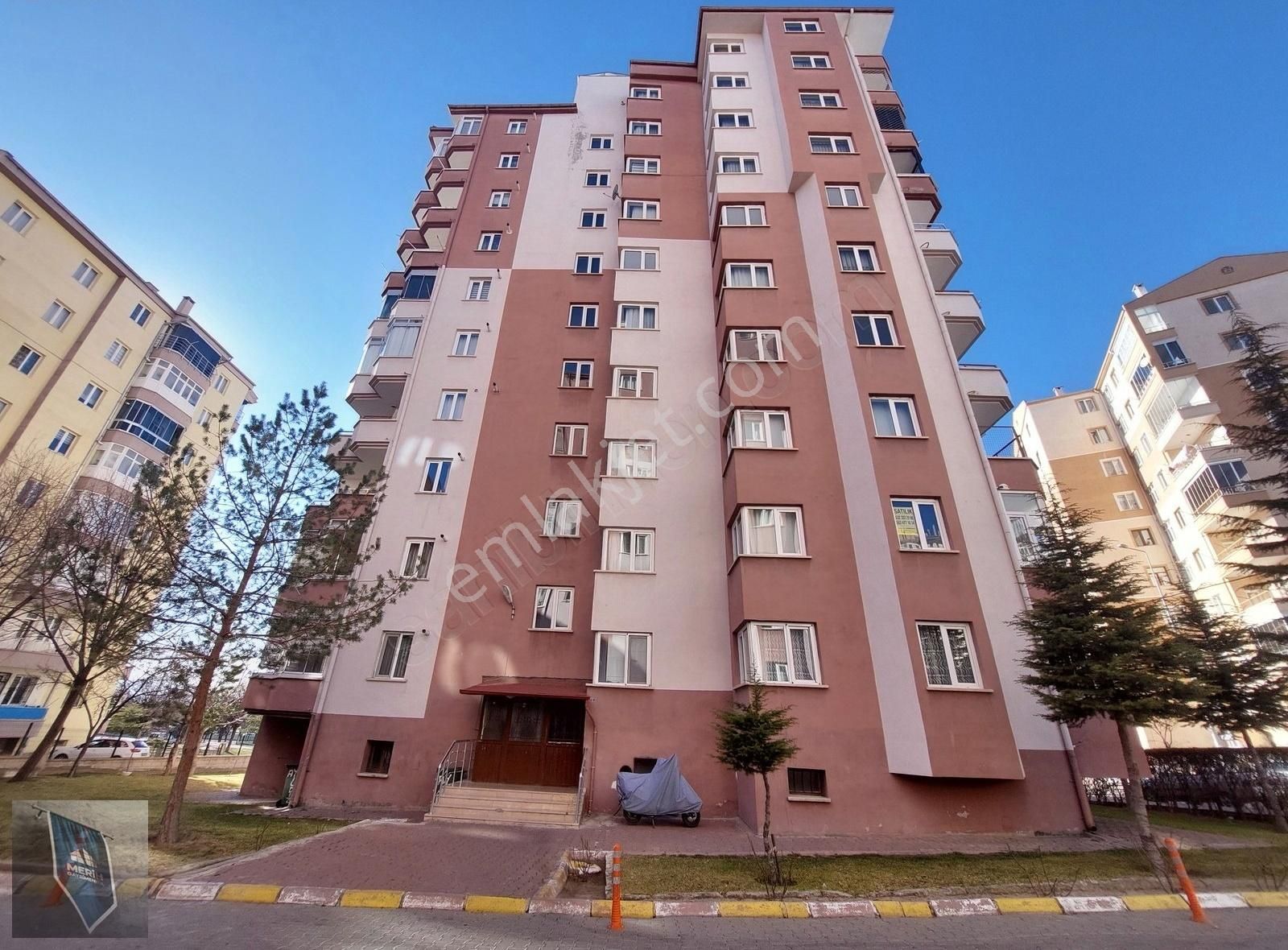 Erkilet Camikebir Mah. De Satılık 2+1 Daire