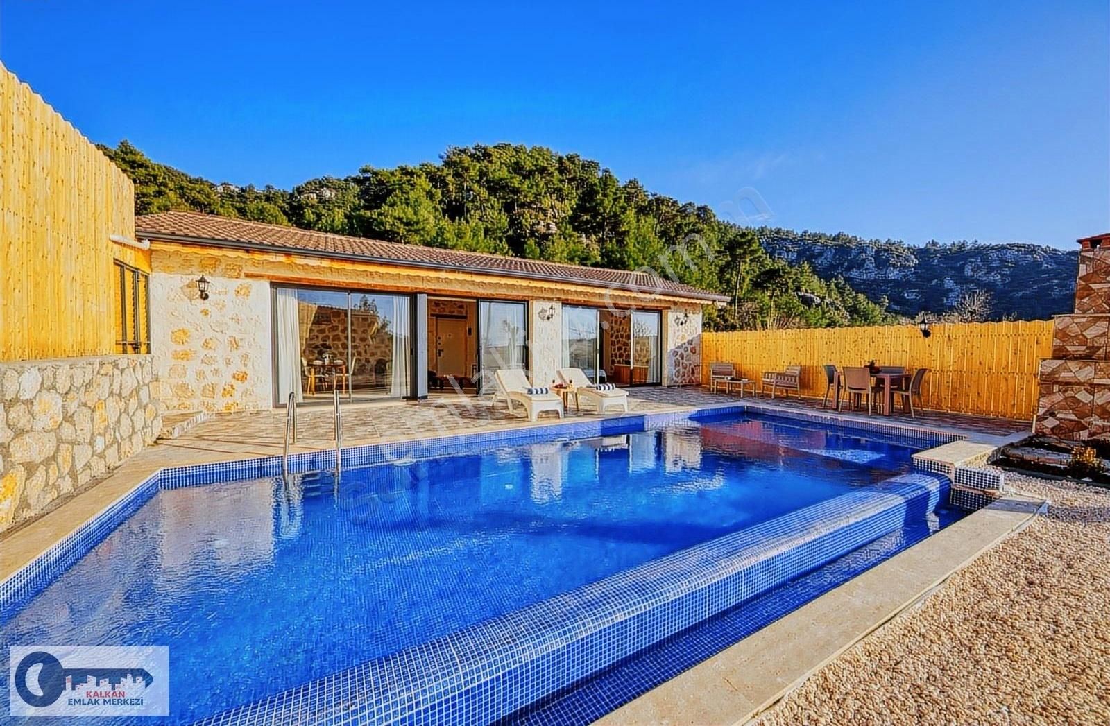 Kaş Kalkan'da Belgeli Yapı Kayıtlı 3 Villa - Görsel 2