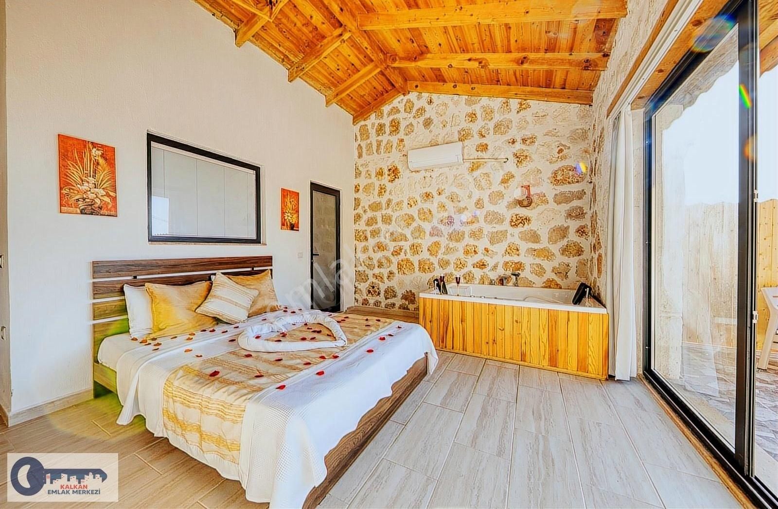 Kaş Kalkan'da Belgeli Yapı Kayıtlı 3 Villa - Görsel 24