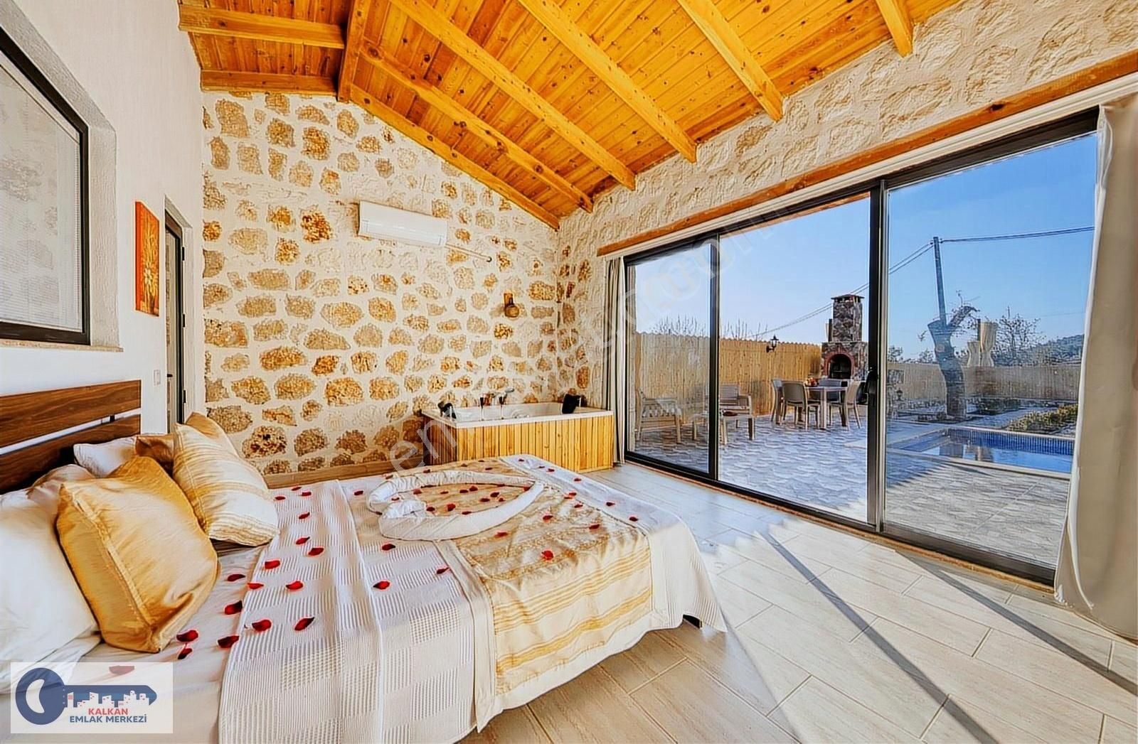 Kaş Kalkan'da Belgeli Yapı Kayıtlı 3 Villa - Görsel 25