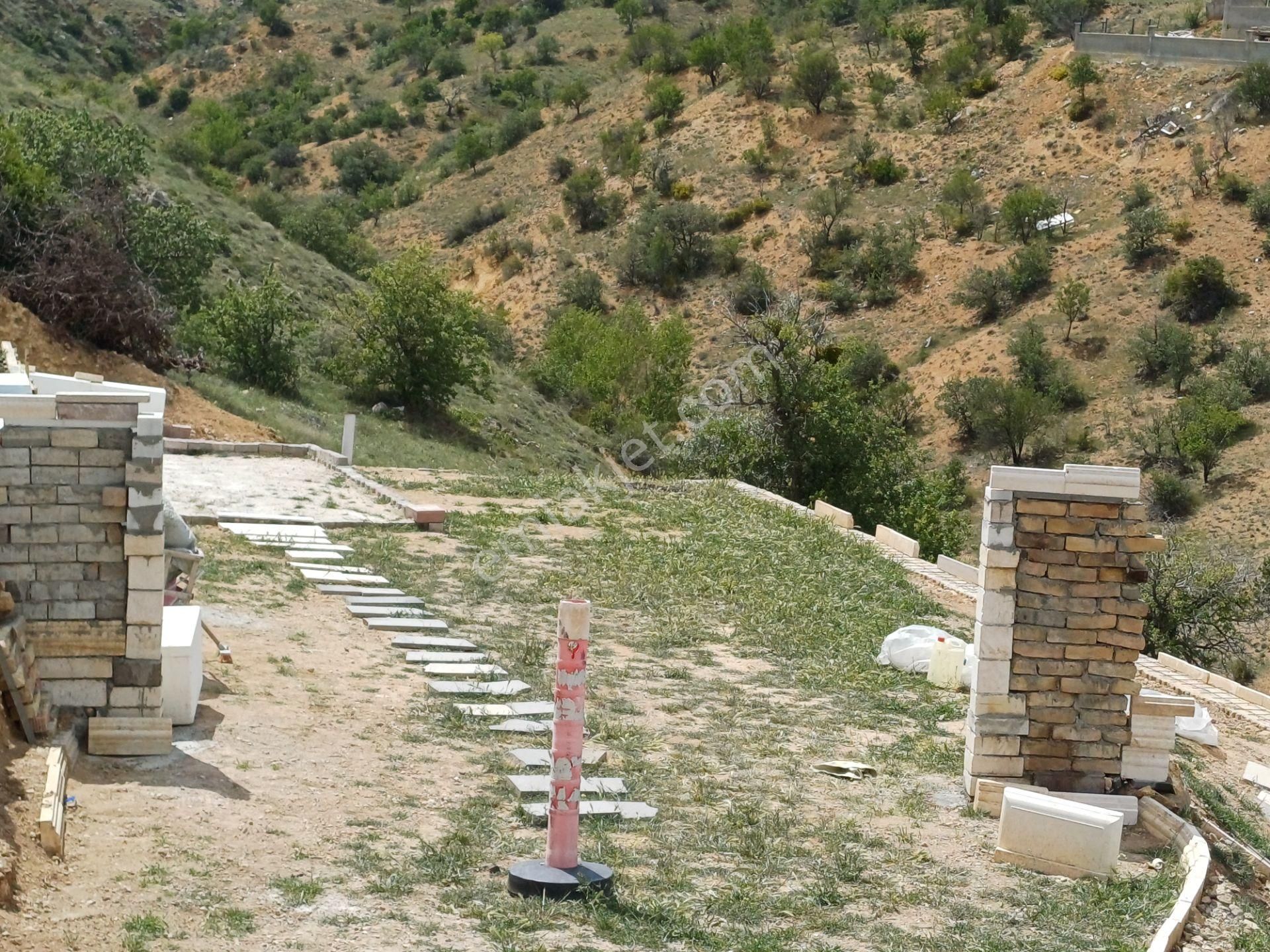 Sulutas Da Satılık Bağ
