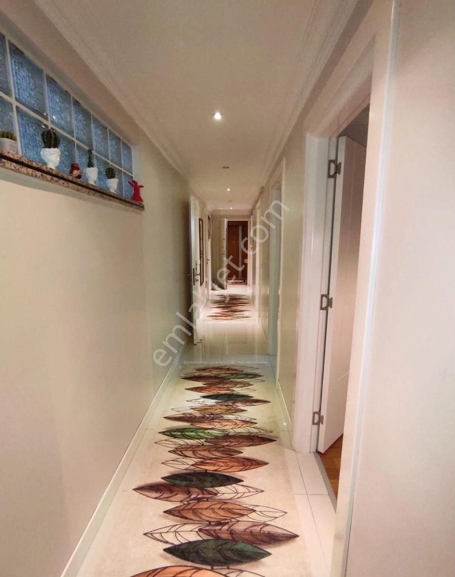 Yeşilköy Villakent Sitesinde 3+1 Havuzlu Güvenlikli Ara Kat Köşe Daire - Görsel 19