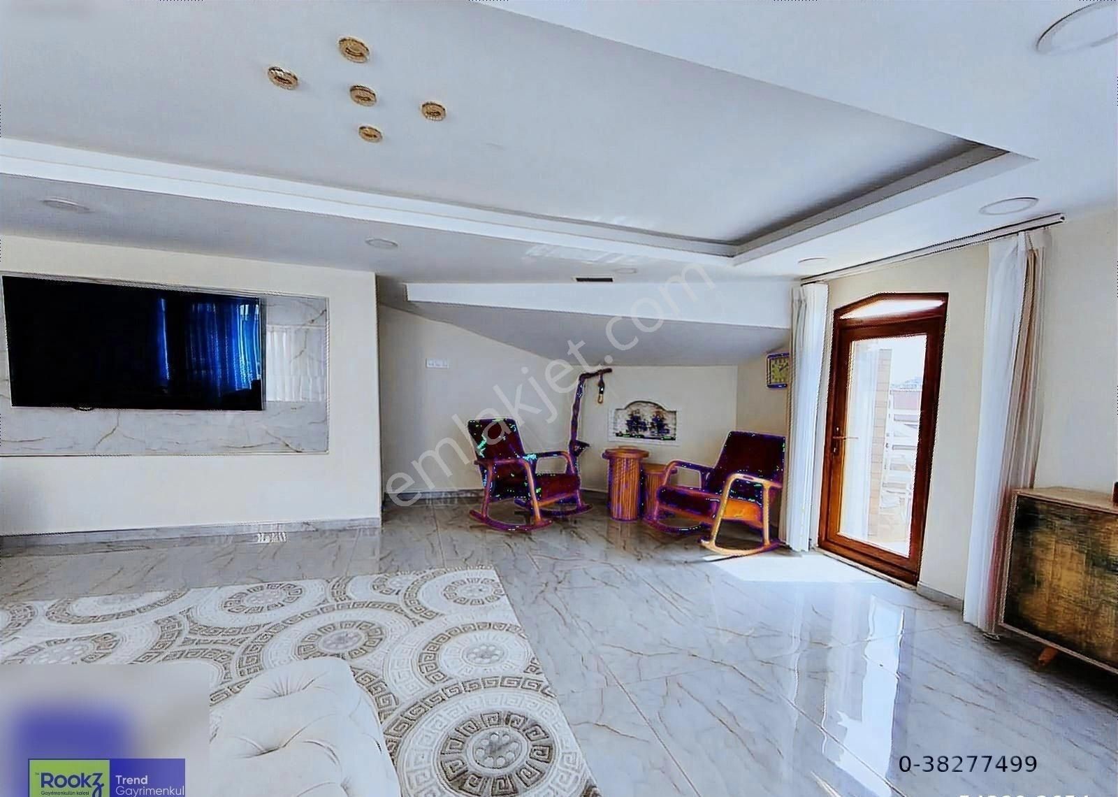 Çekmeköyde Ana Caddeye Cepheli Dubleks Konut - Görsel 10