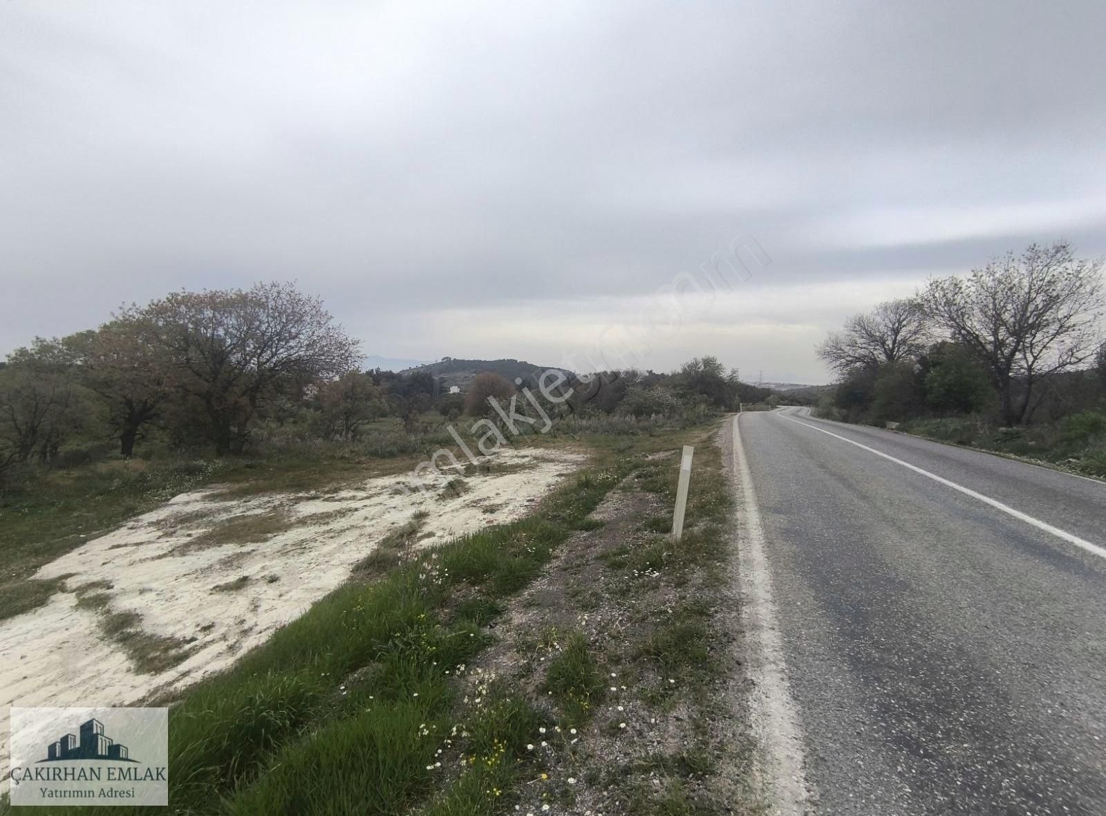 Çandarlı - Dikili Yolu Üzeri İmara Sıfır Mükemmel Lokasyon Arazi - Görsel 4