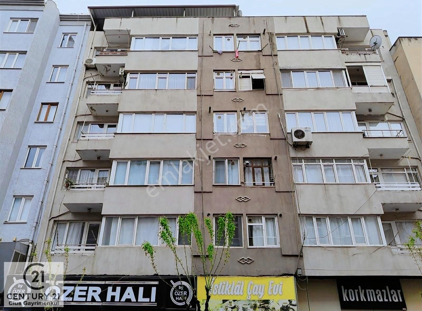 C21; Cıus Fırsat! Şehrin Kalbinde Eşyalı 3+1 Satılık Daire