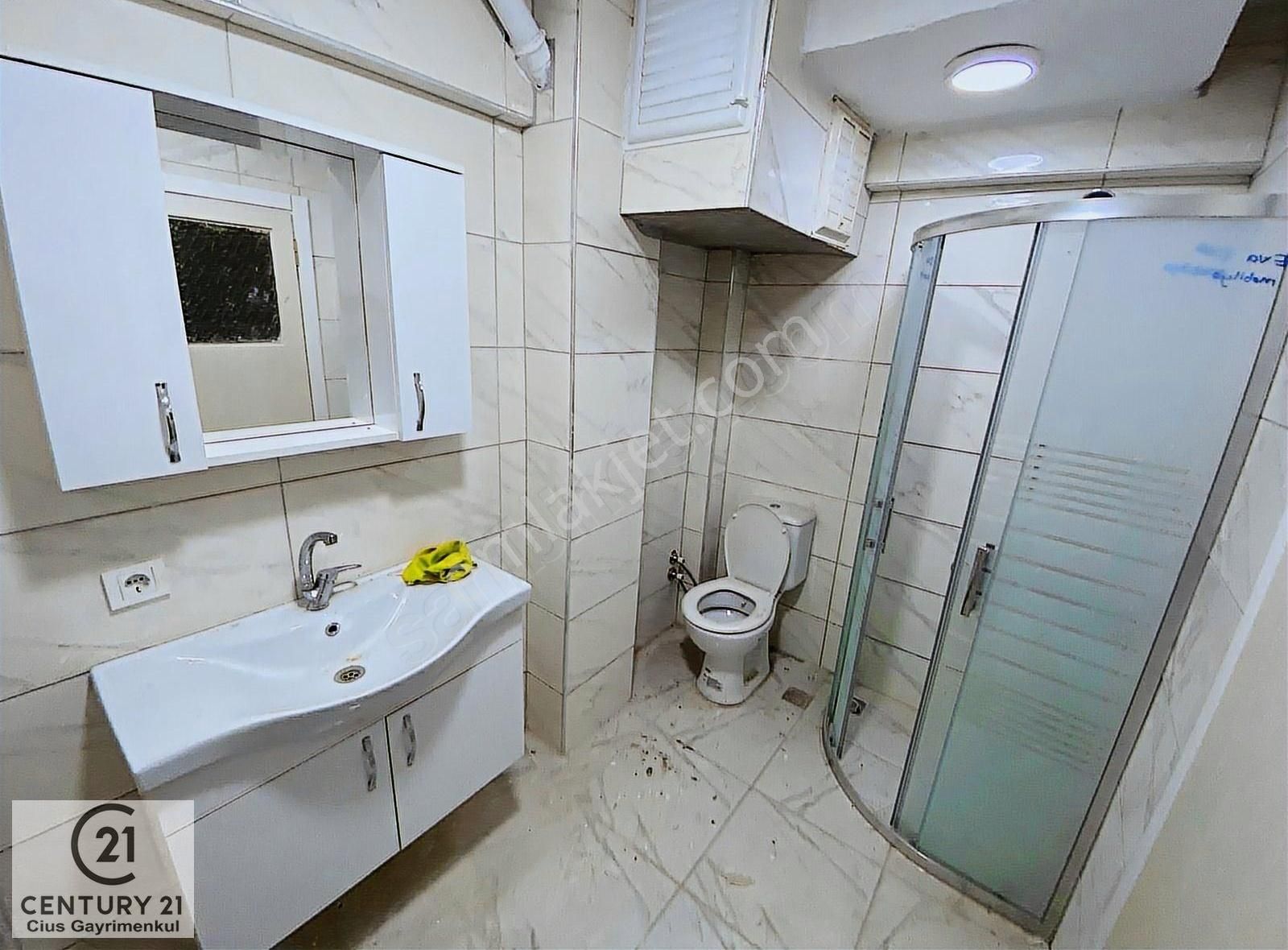 C21 Cıus; Okul,market,ulaşım Merkezi Konumda Satılık 3+1 Daire