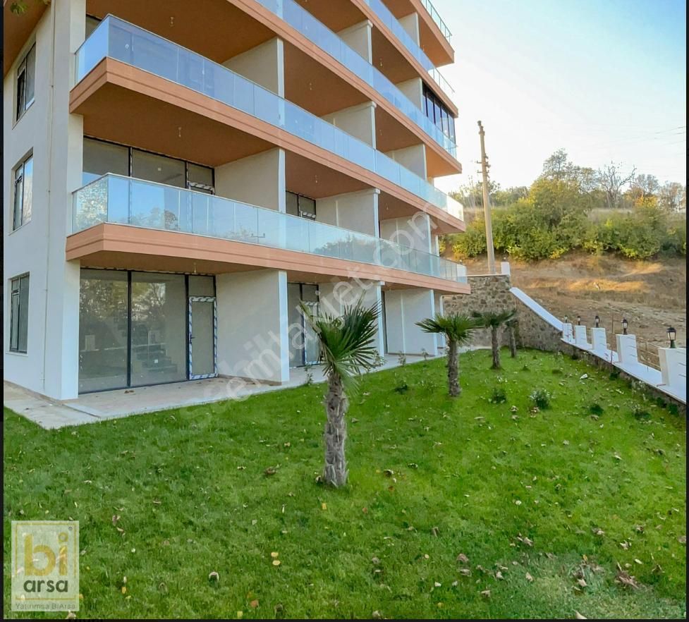 Kapanmaz Boğaz Ve Doğa Manzaralı 1+1 İskanlı Yeni Daire