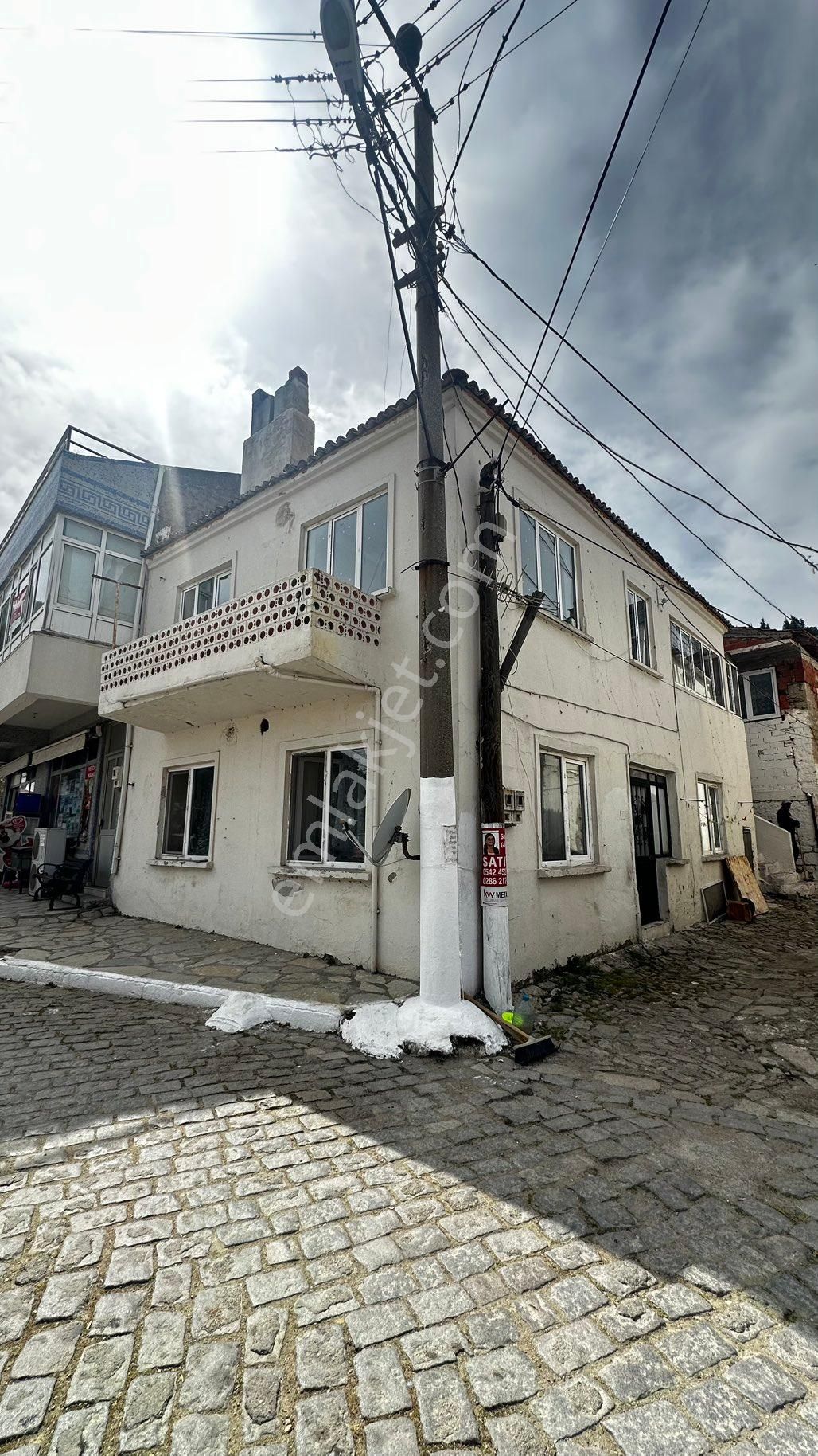 Kilitbahir Merkezde Kiralık 2+1 - Görsel 13