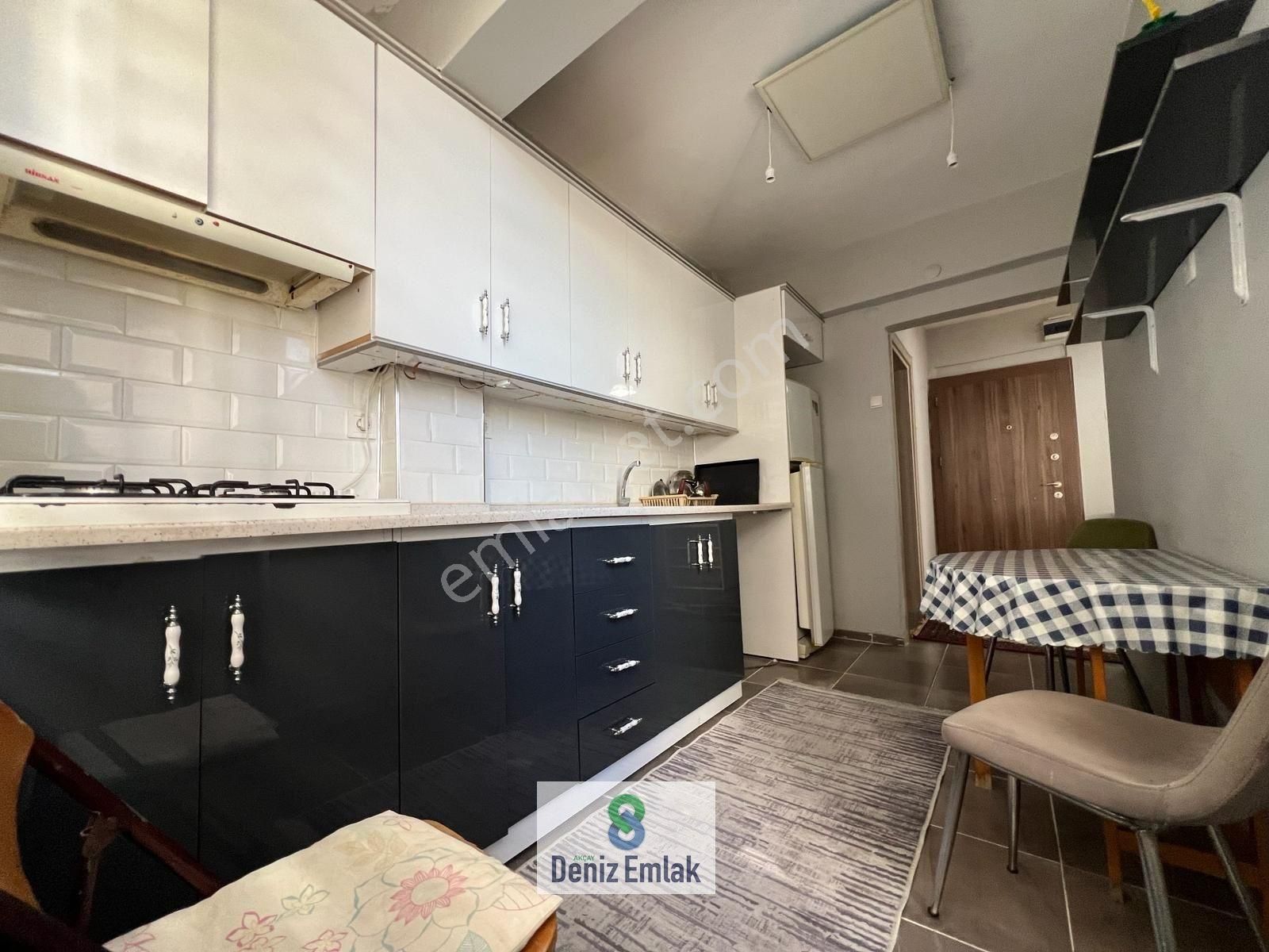Denizden Akçay Sarıkızda Masrafsız Satılık 2+1 Daire.
