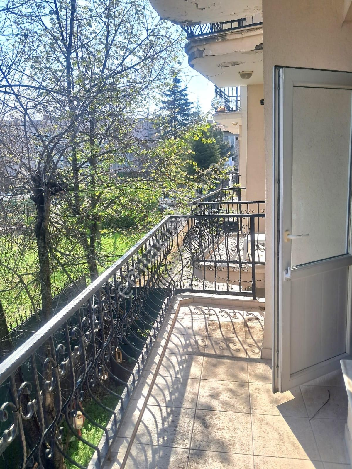 Beştepe De Orman Manzaralı Sarayı Gören Orta Kat 3+1 Kiralık Daire