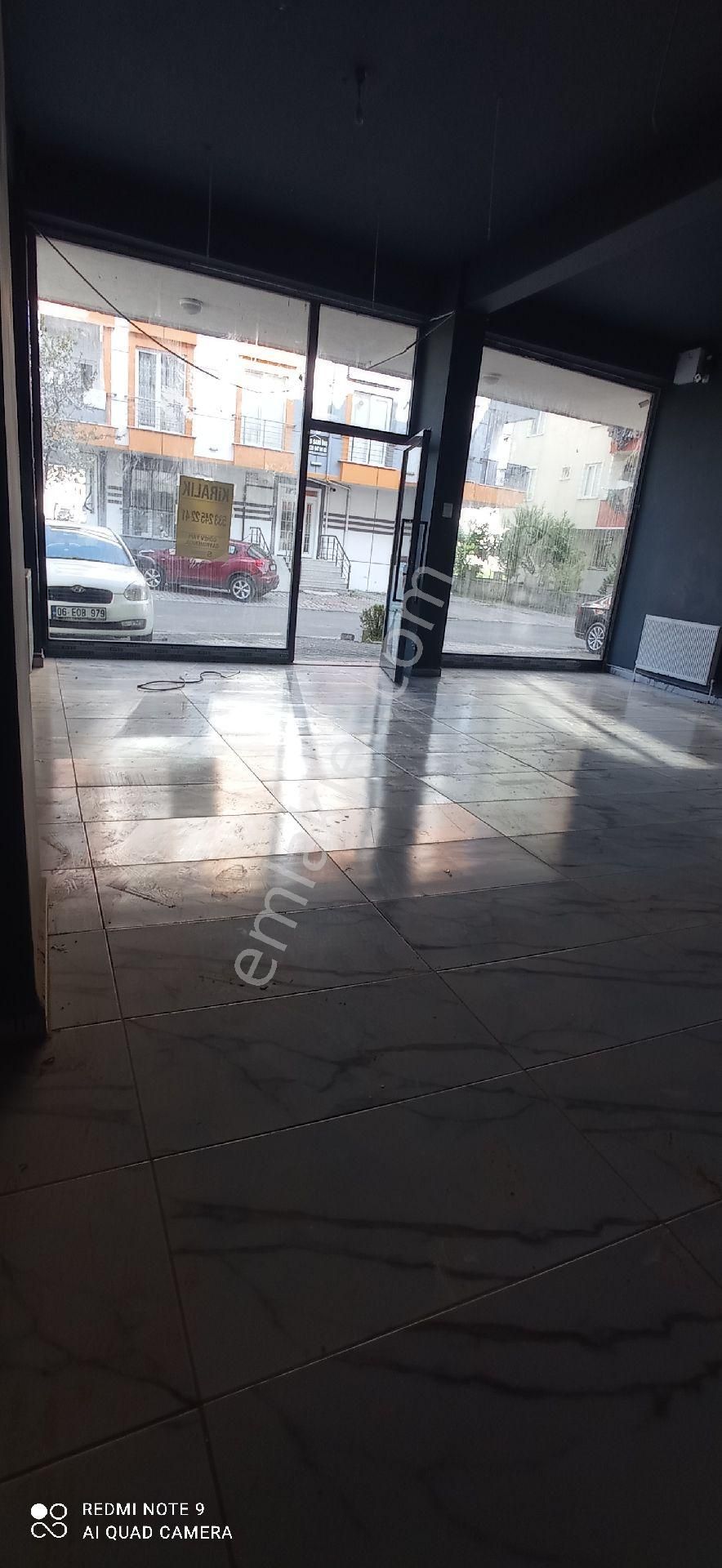 Sultanbeyli Adil Mahlesinde Kiralik Dukkan