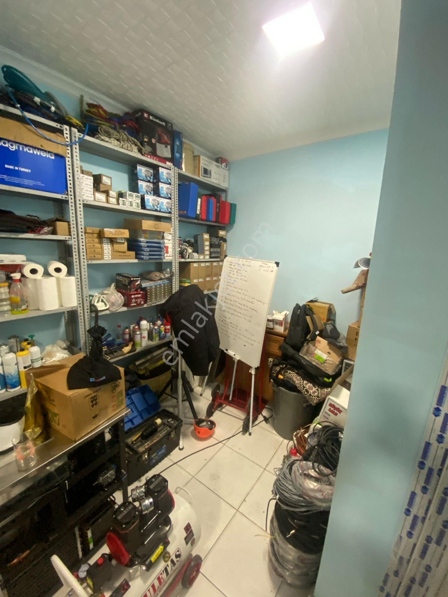 Baraka Gayrimenkul'den Yarhasanlar'da Yatırımlık 40 M² Dükkan