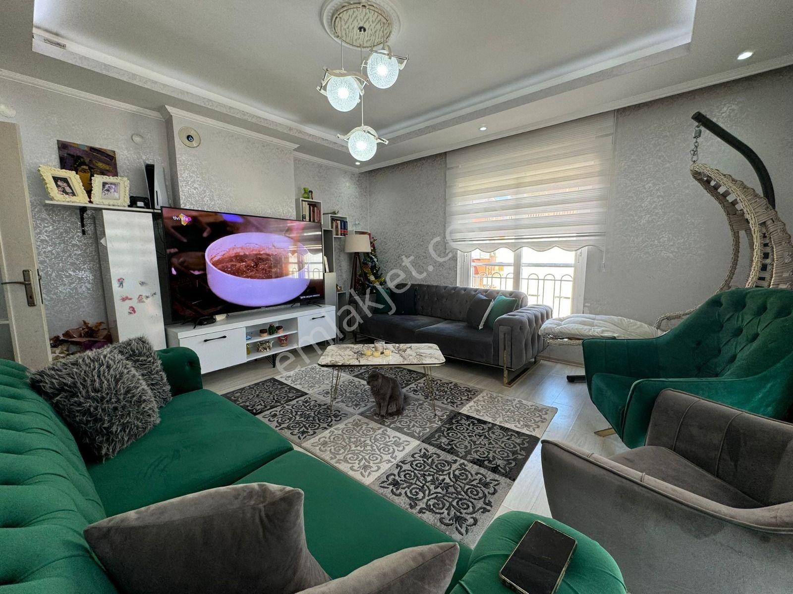 Premar Life Gülveren'de Bakımlı Satılık Dublex 3+1 Daire
