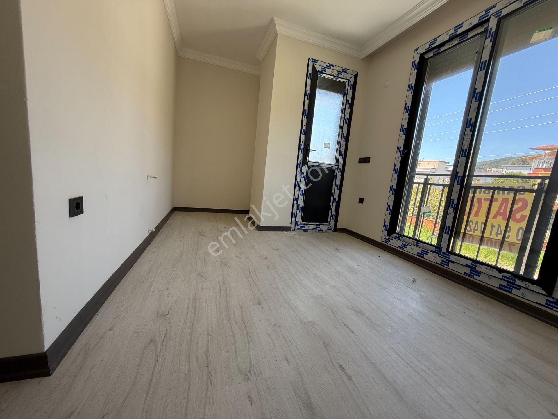 Seferihisar Doğanbey’de Satılık 2 + 1 Sıfır Geniş Bahçeli Deniz Manzaralı Dubleks Yazlık - Görsel 14