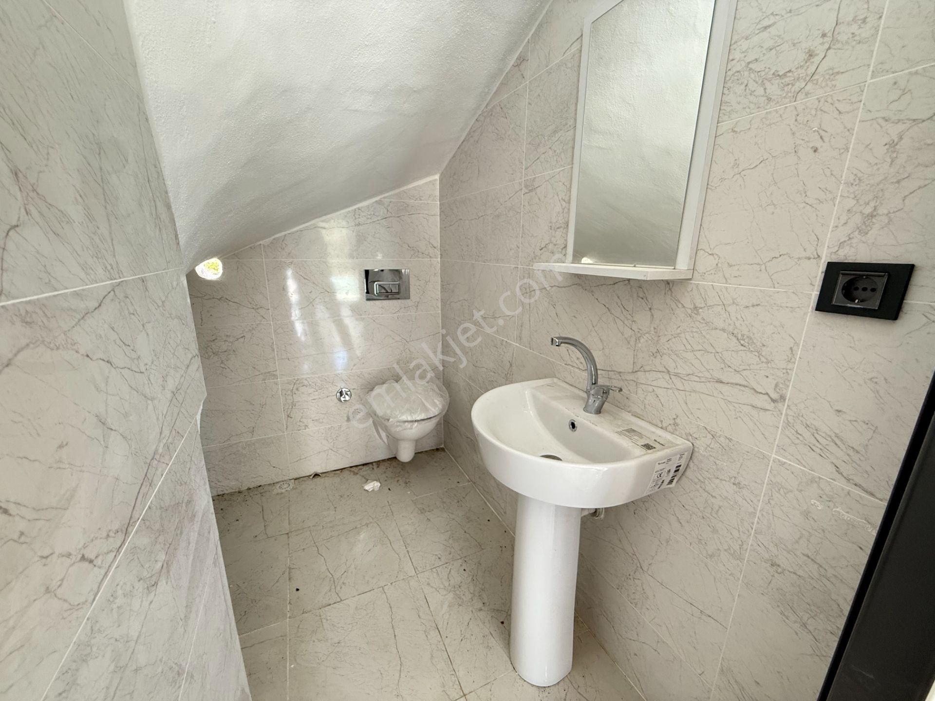 Seferihisar Doğanbey’de Satılık 2 + 1 Sıfır Geniş Bahçeli Deniz Manzaralı Dubleks Yazlık - Görsel 9