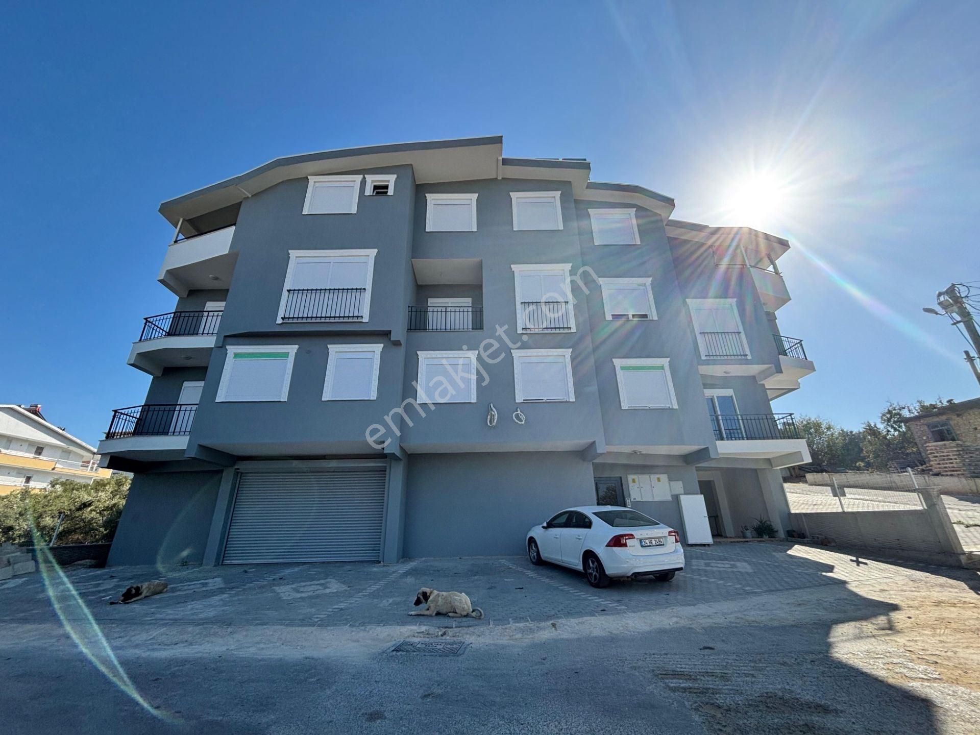 Ilıca'da 2+1 Modern Sıfır Daire