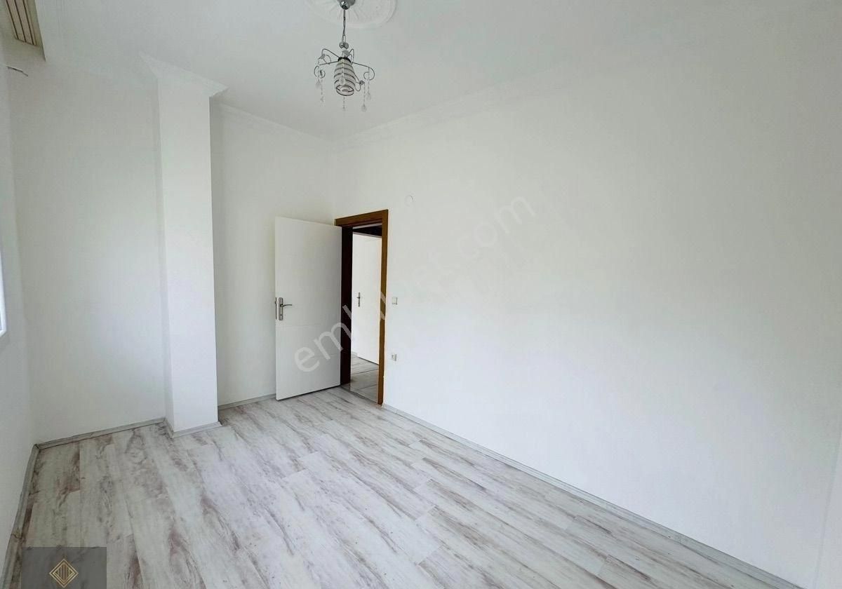 Didim Efeler’de Havuzlu Ve Asansörlü Site İçinde Lüx 3+1 Ön Cephe Dublex Daire Geniş Teraslı - Görsel 16