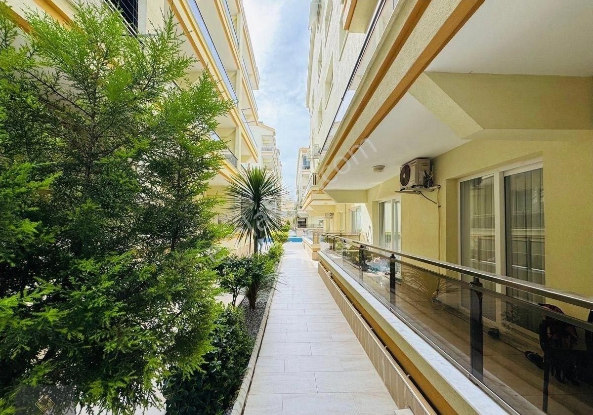 Didim Efeler’de Havuzlu Ve Asansörlü Site İçinde Lüx 3+1 Ön Cephe Dublex Daire Geniş Teraslı - Görsel 25