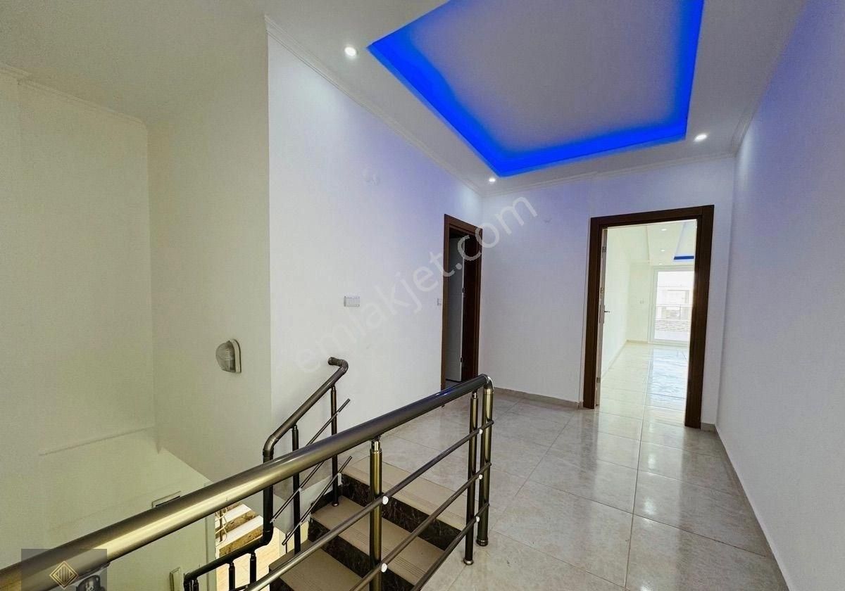 Didim Efeler’de Havuzlu Ve Asansörlü Site İçinde Lüx 3+1 Ön Cephe Dublex Daire Geniş Teraslı - Görsel 12