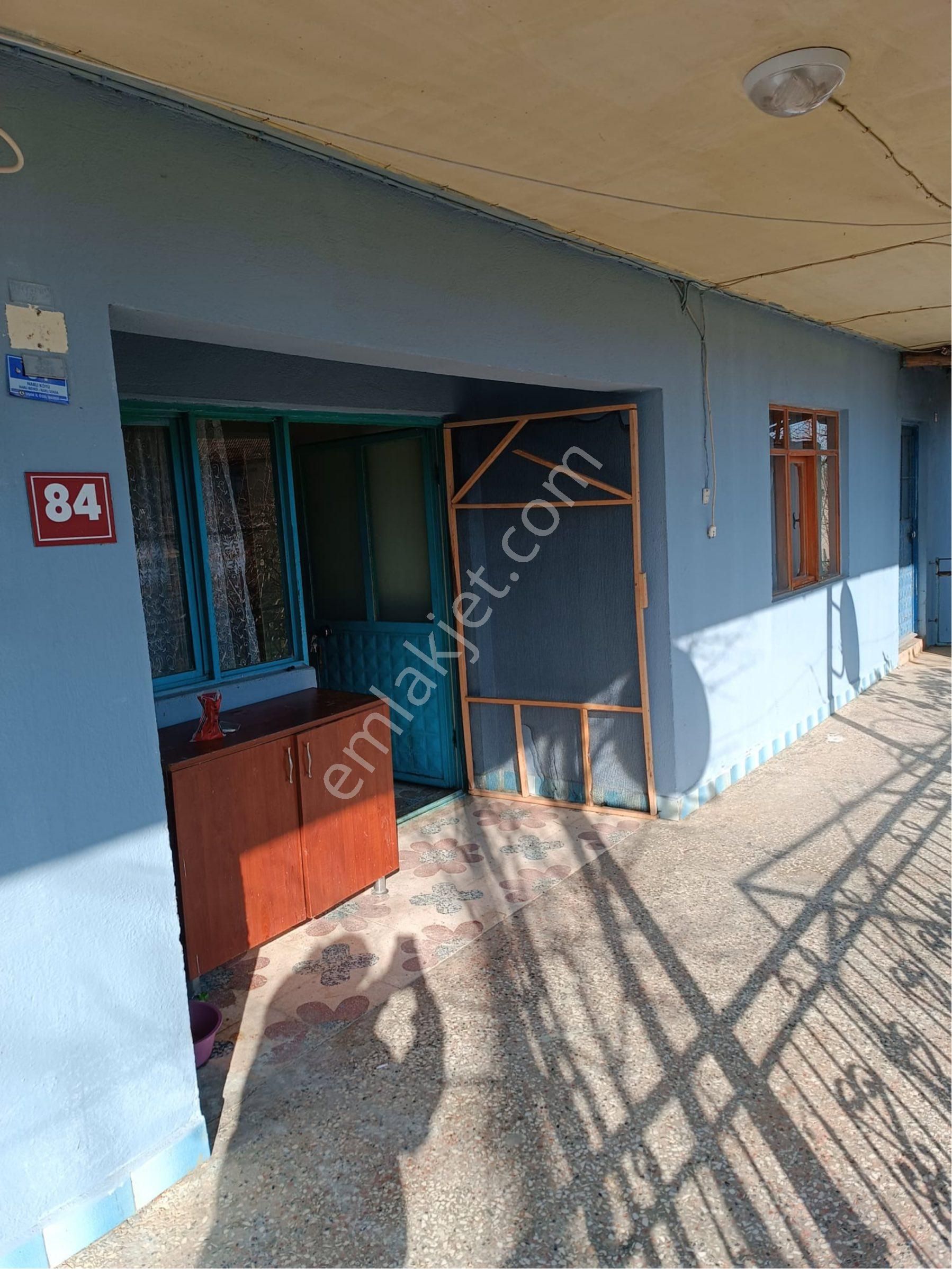 Uşak Eşme Narlı Köyünde Satılık Mustakil Ev - Görsel 3