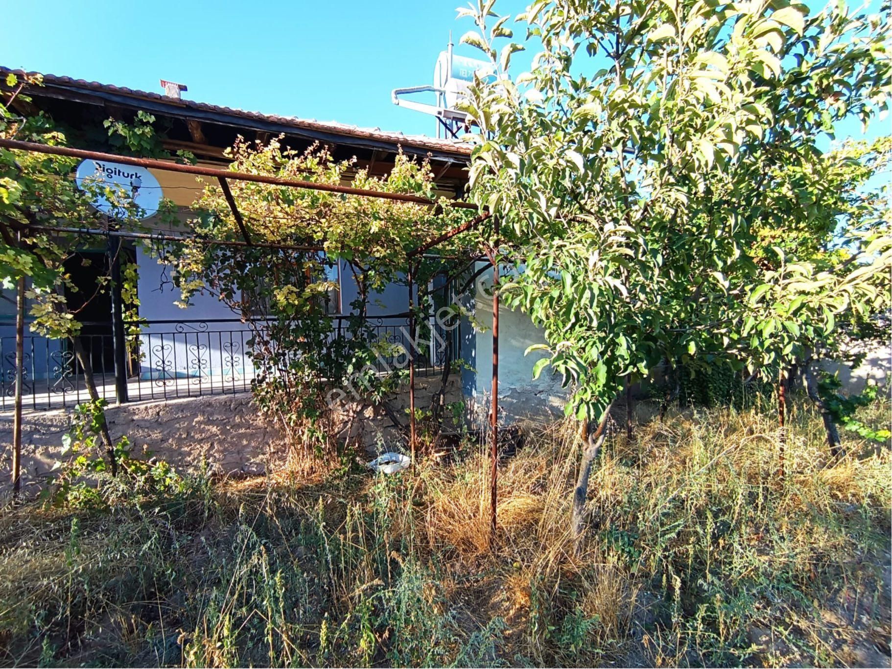 Uşak Eşme Narlı Köyünde Satılık Mustakil Ev - Görsel 15