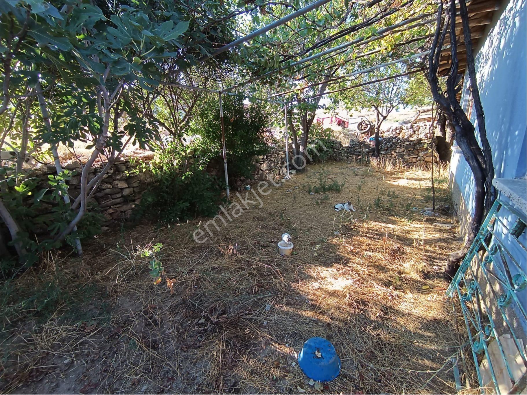 Uşak Eşme Narlı Köyünde Satılık Mustakil Ev - Görsel 11