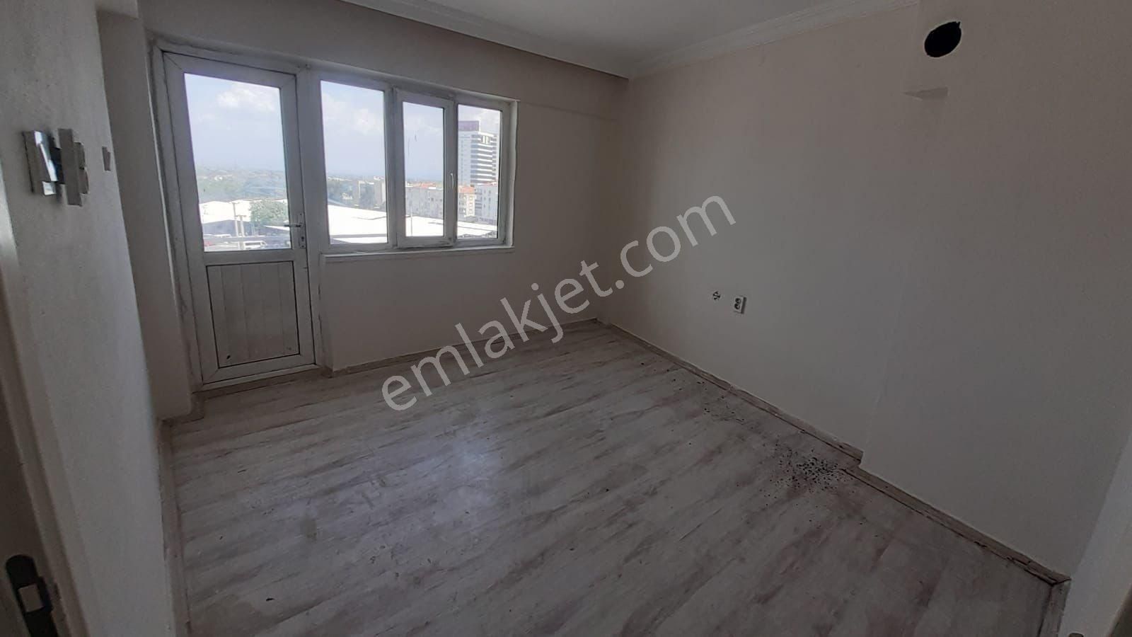 Manisa Şehzadeler Arda Mh. Cadde Üzeri 3+1’den 2+1 Çevrilmiş Satılık Daire