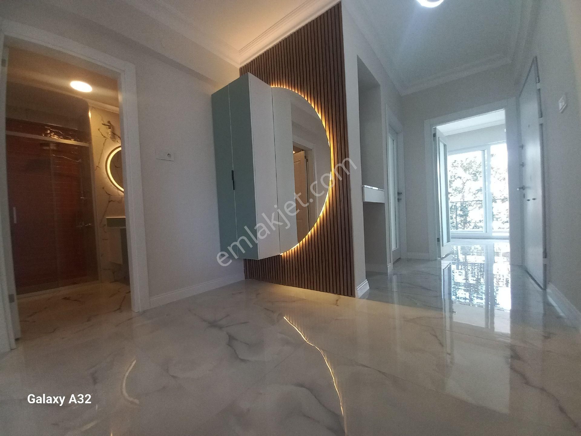Işıkhan 'dan Akçayda Denize 50m Ful Yapılı 2+1satılık Daire