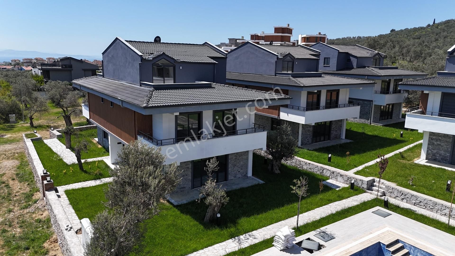Güre Köy Yolun Satılık Havuzlu Sıfır Villa - Görsel 13