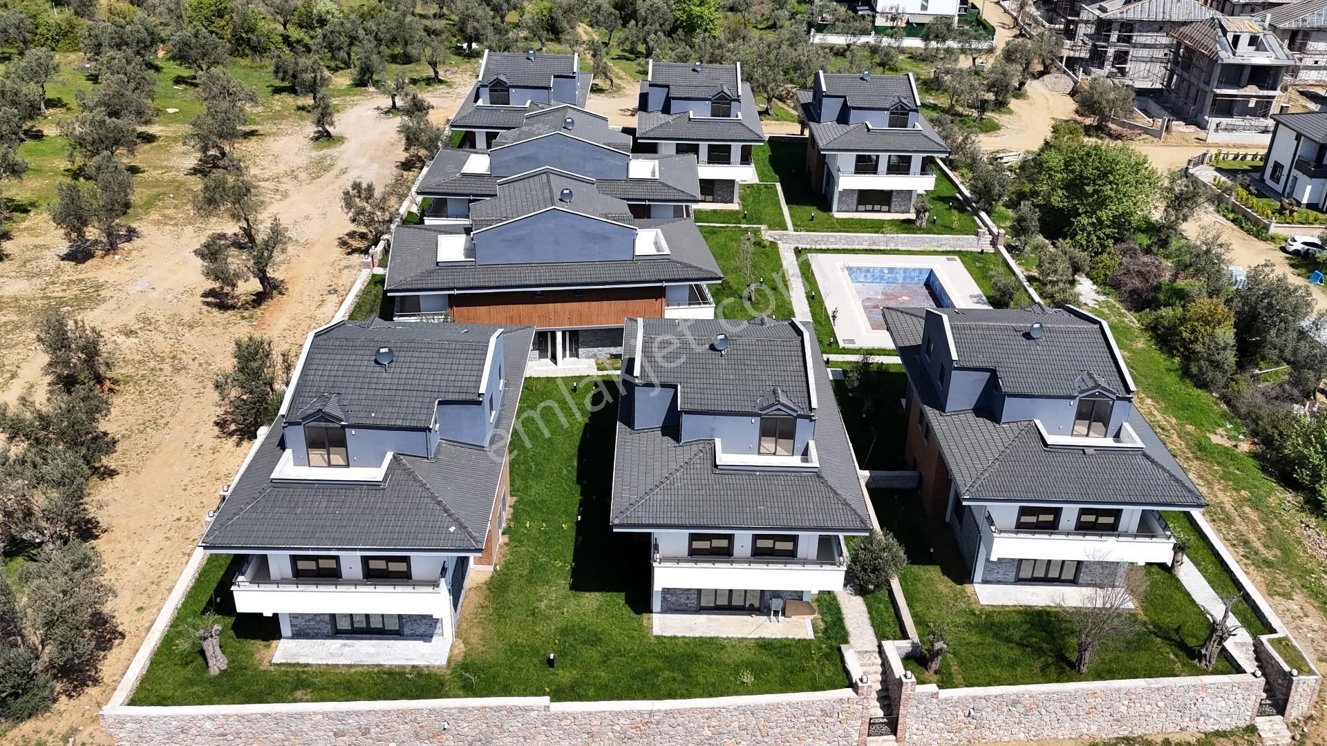 Güre Köy Yolun Satılık Havuzlu Sıfır Villa - Görsel 11
