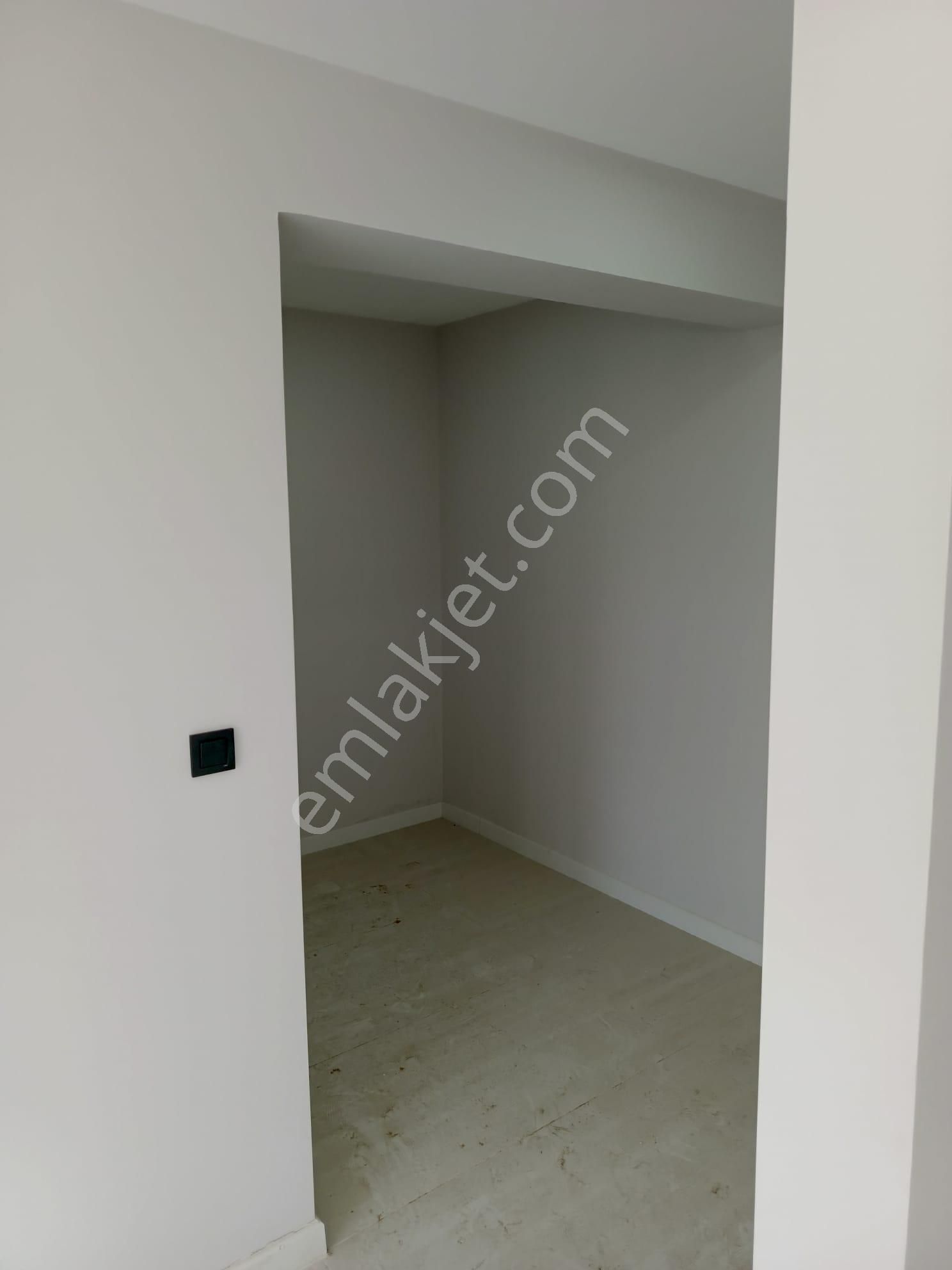 Stop’tan Babataşı Merkezi Konumda 4+1 Havuzlu Villa - Görsel 16