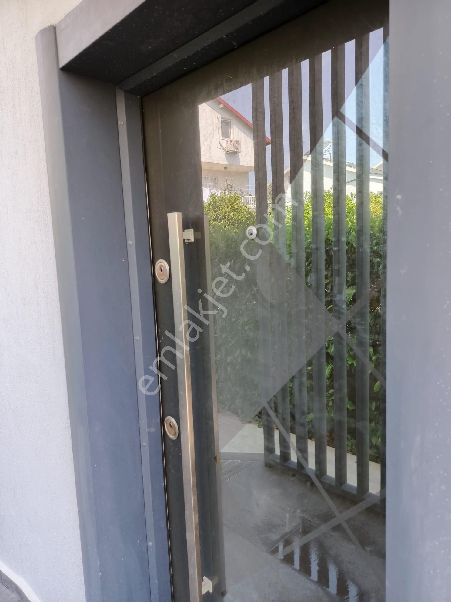 Stop’tan Babataşı Merkezi Konumda 4+1 Havuzlu Villa - Görsel 3
