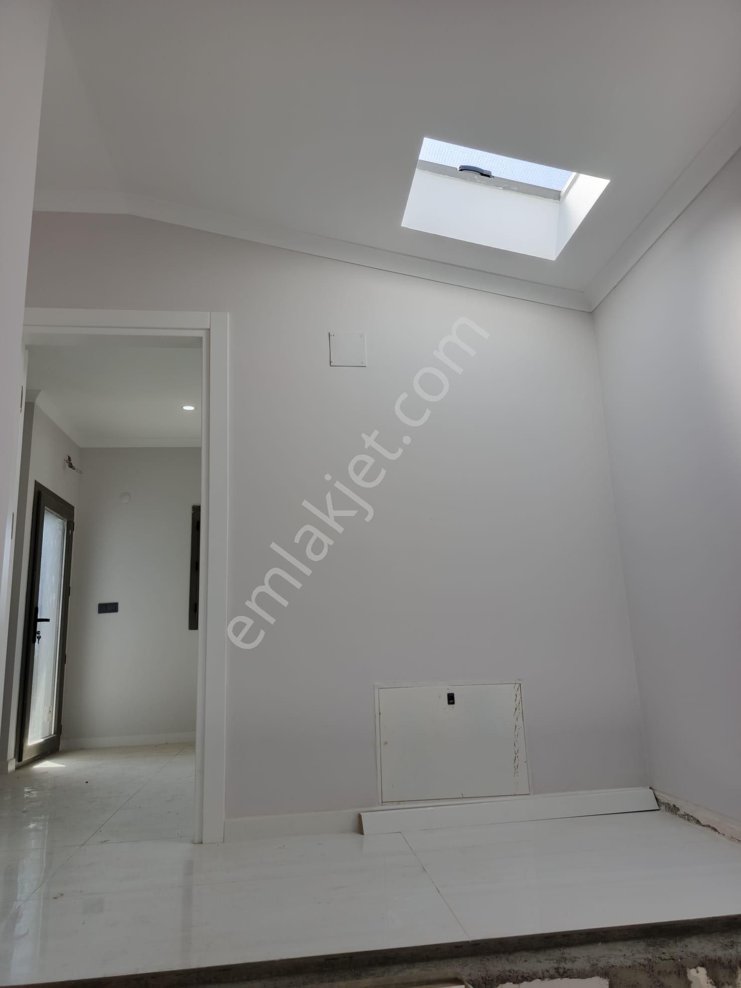 Stop’tan Babataşı Merkezi Konumda 4+1 Havuzlu Villa - Görsel 22