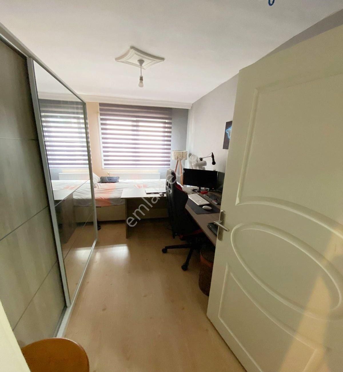 Avcılar D.köşklerde 3+1 Sahile Yakın Satılık Ara Kat Daire - Görsel 7