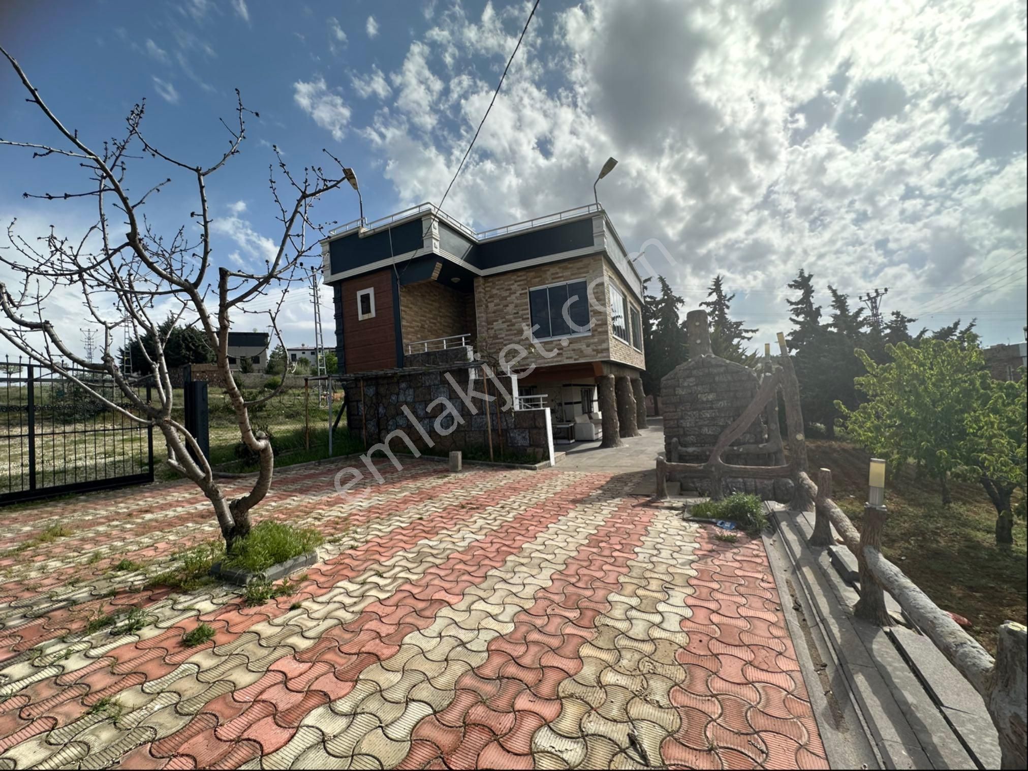Beymahall Gyo Muazzam Konumda Bağevi