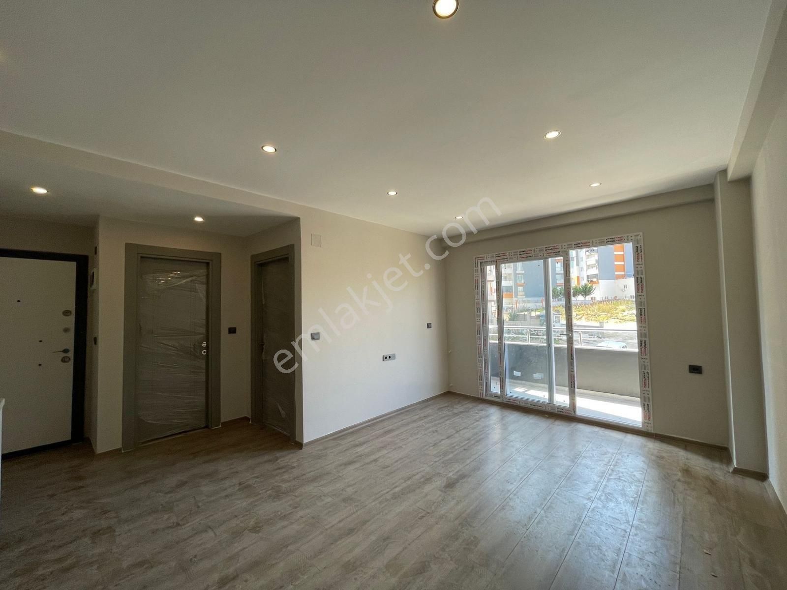 Emr'den Kredili 1+1 Lüks Daire - Görsel 9