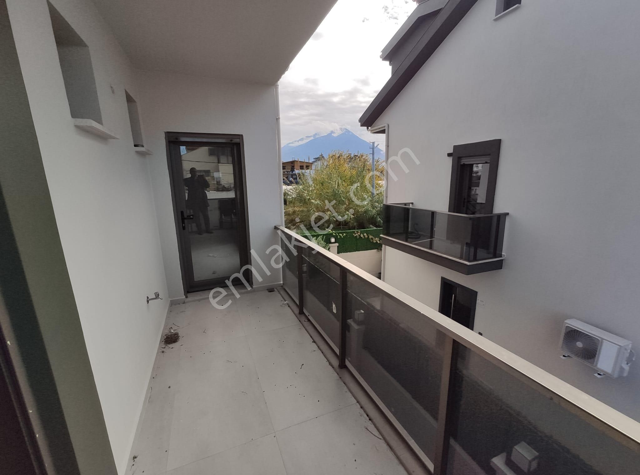 Stop’tan Çatalarık’ta 4+1 Havuzlu Tripleks Villa - Görsel 23