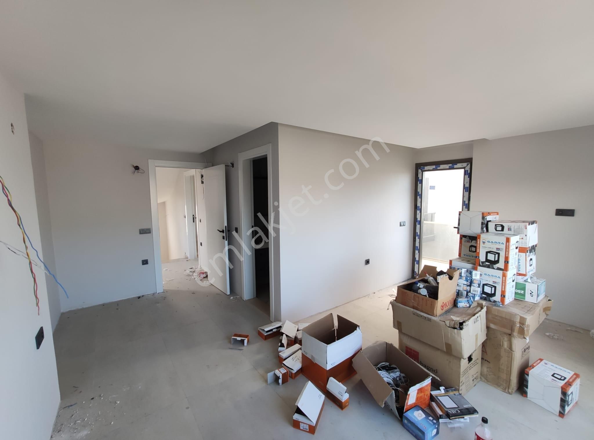 Stop’tan Çatalarık’ta 4+1 Havuzlu Tripleks Villa - Görsel 20