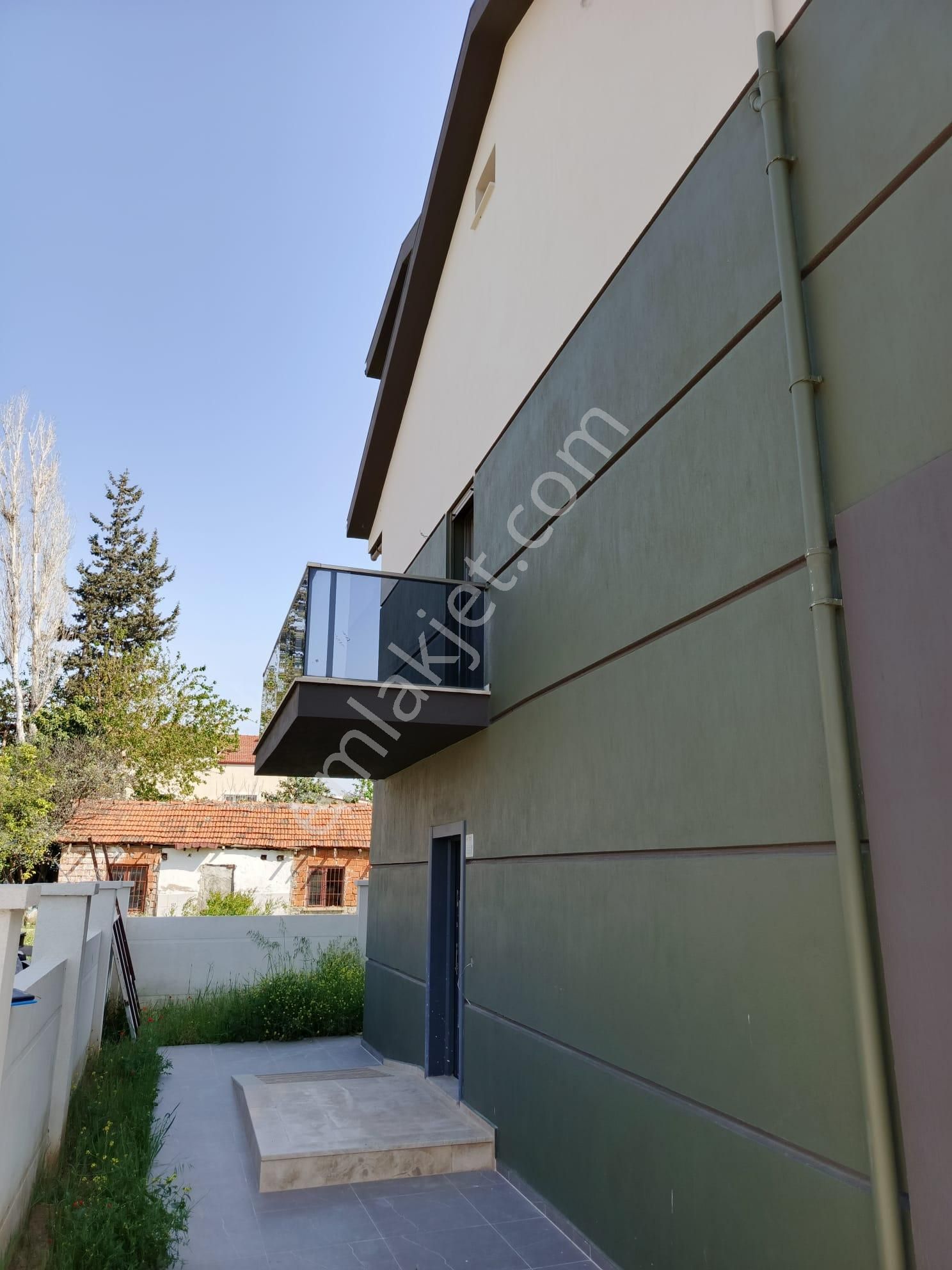 Stop’tan Çatalarık’ta 4+1 Havuzlu Tripleks Villa - Görsel 2